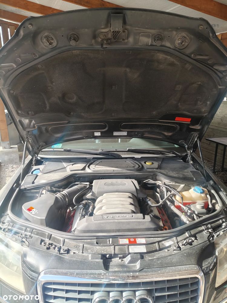 Audi A8 - 9