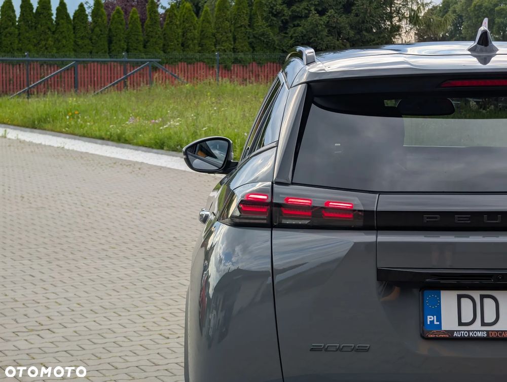Peugeot 2008 PureTech 130 EAT8 Allure - 12