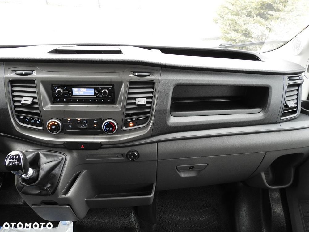 Ford TRANSIT FURGON BRYGADÓWKA  6 MIEJSC TEMPOMAT KLIMATYZACJA  185KM - 29