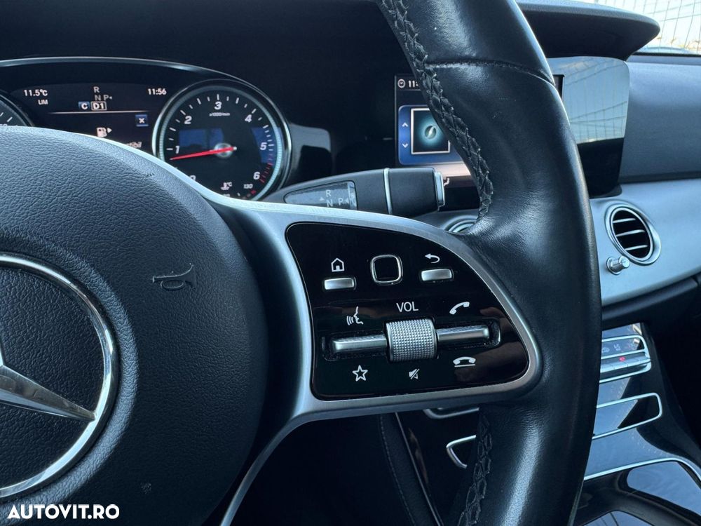 Mercedes-Benz E - 12