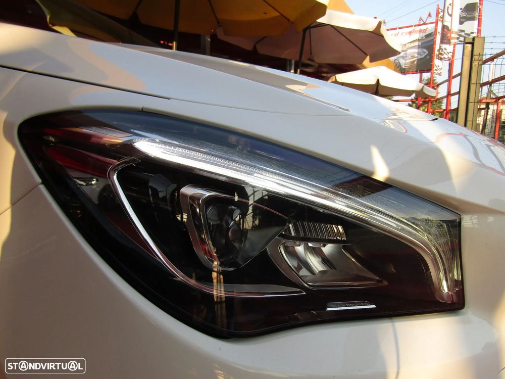 Mercedes-Benz CLA 200 d Shooting Brake AMG Line Aut. - 31