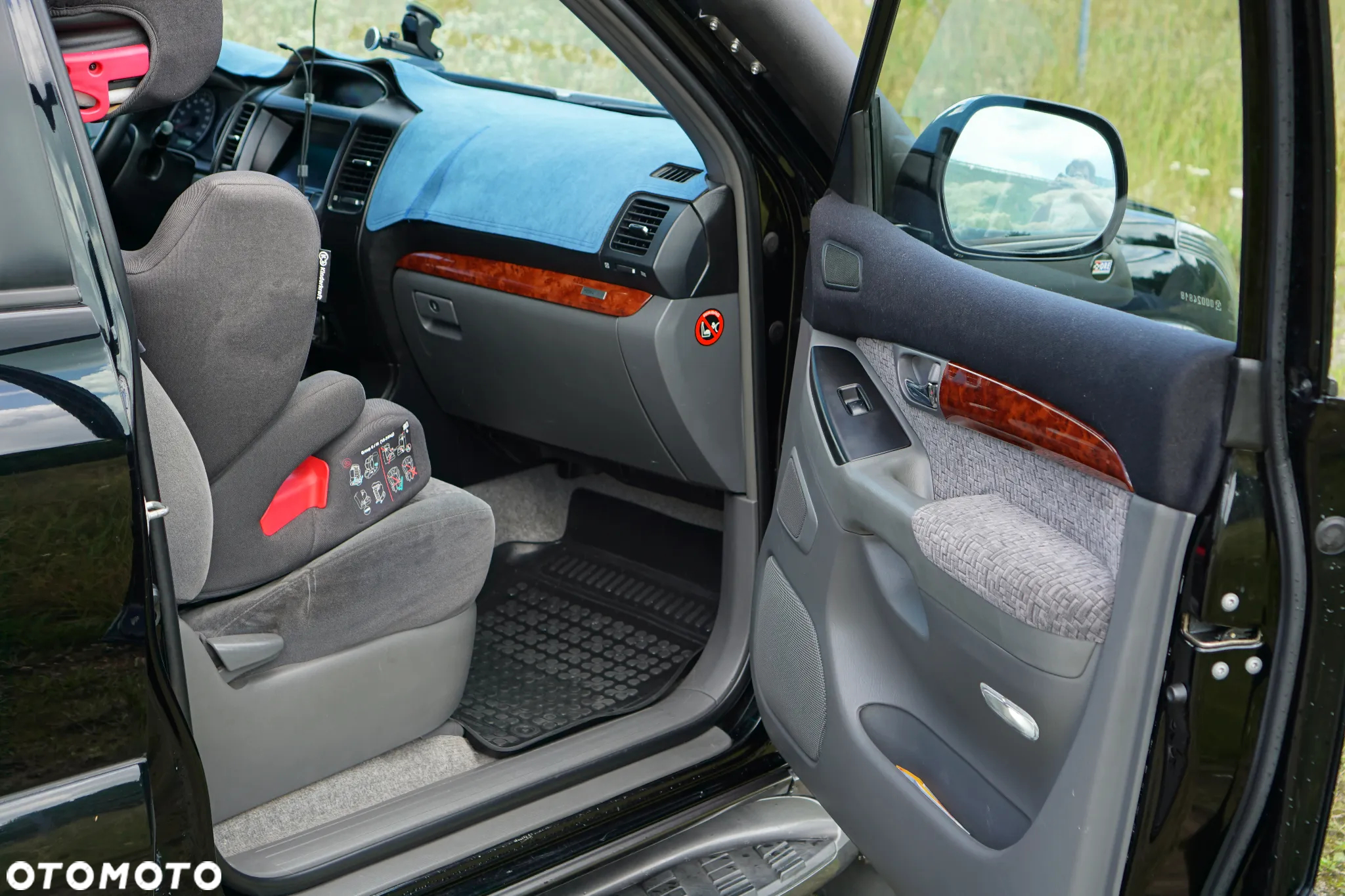 Toyota Land Cruiser - 16