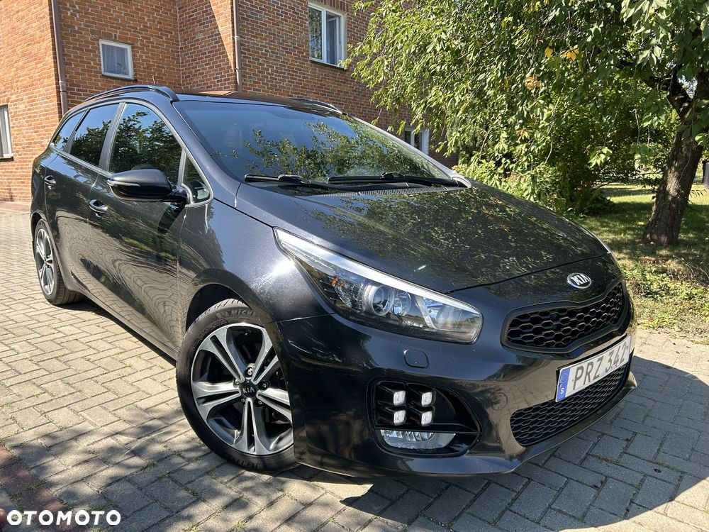 Kia Ceed - 1