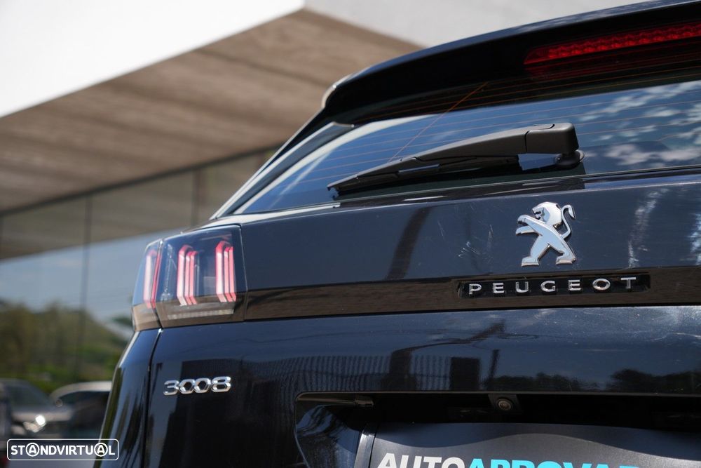 Peugeot 3008 1.2 PureTech Allure Pack - 32
