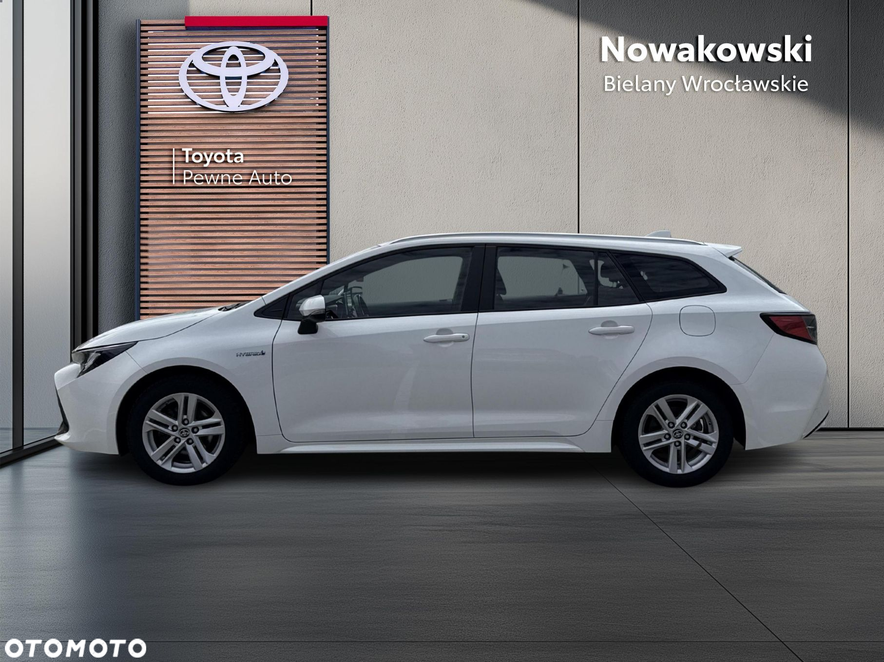 Toyota Corolla - 2