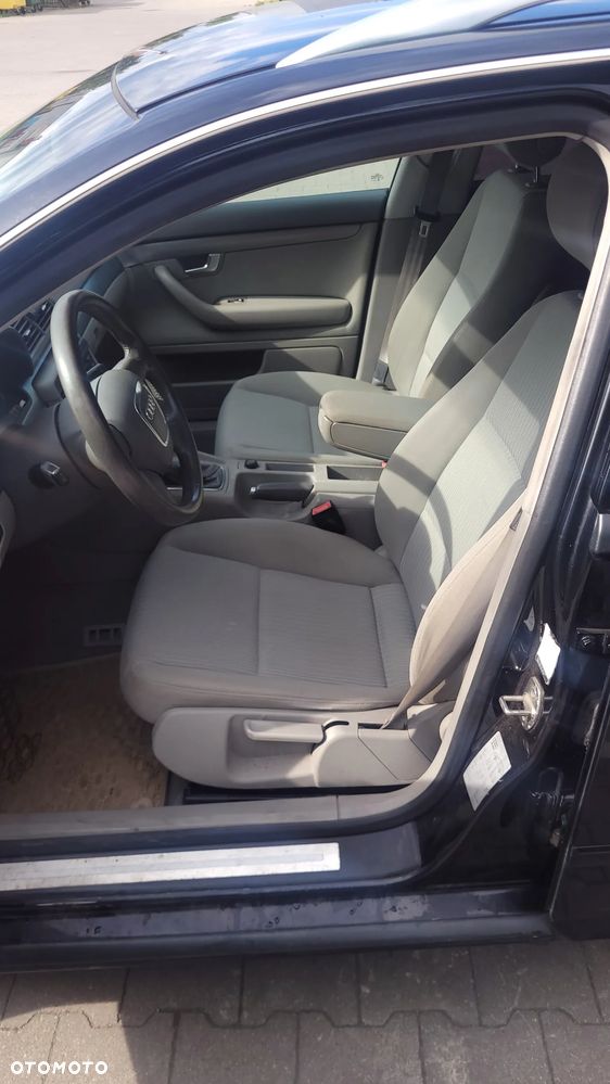 Audi A4 Avant 1.8T - 10