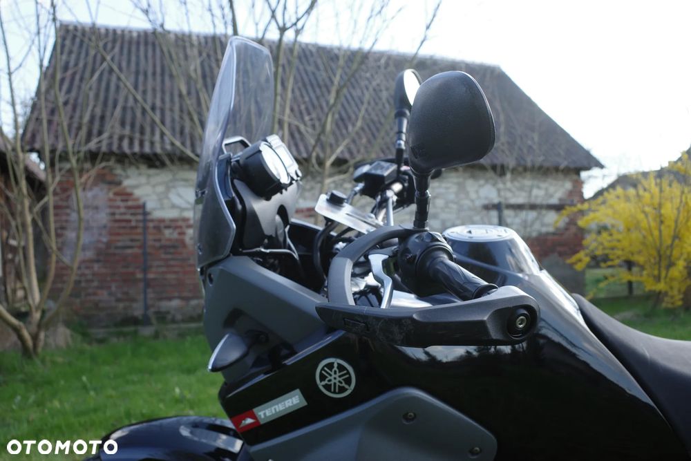 Yamaha XT - 15