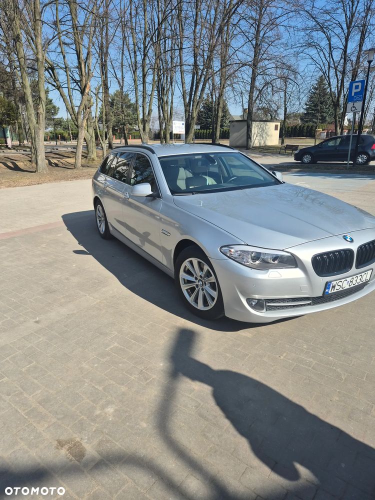 BMW Seria 5 520d Blue Performance - 9