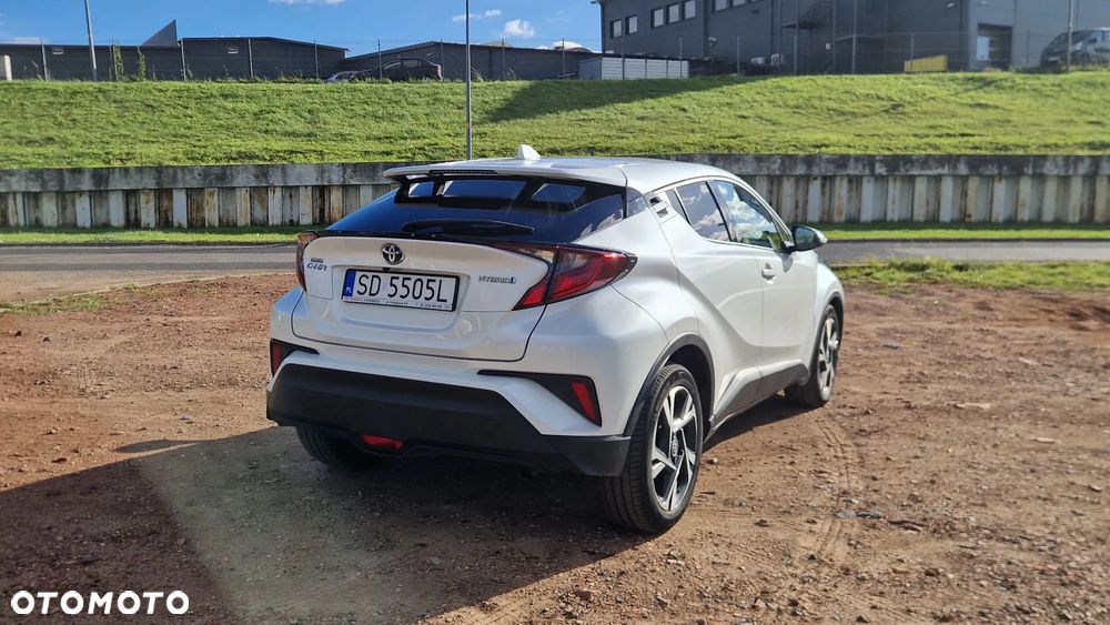 Toyota C-HR - 6
