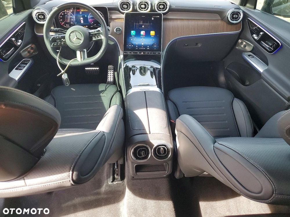 Mercedes-Benz GLC - 9