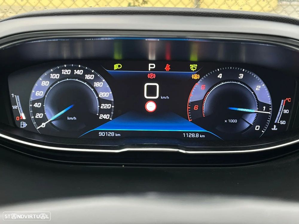 Peugeot 3008 1.5 BlueHDi Allure Pack EAT8 - 10