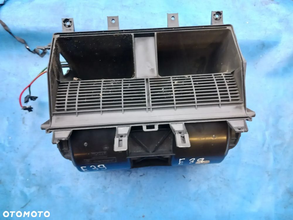 Dmuchawa  wentylator nagrzewnicy silnik nawiewu BMW E39 1BB52 Simens obudowa - 1