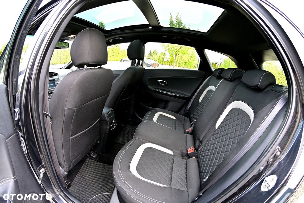 Kia Ceed 1.6 CRDi 136 DCT ISG GT Line - 32