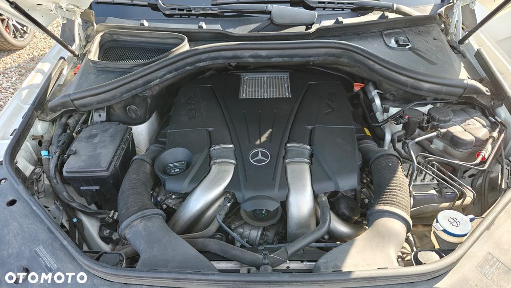 Mercedes-Benz GLS 500 4-Matic - 40