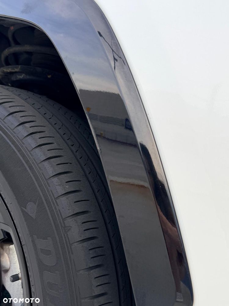 Toyota RAV4 2.5 Hybrid Black Edition by JBL 4x2 - 19
