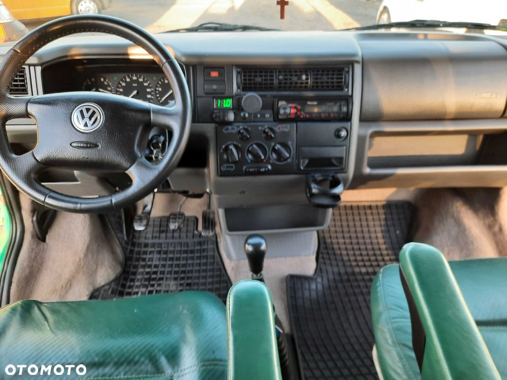Volkswagen Transporter - 7