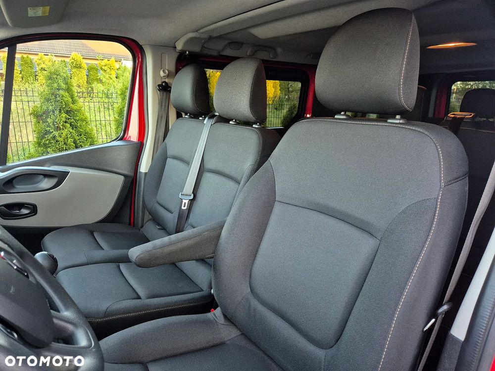 Renault Trafic Grand Combi Expression - 12