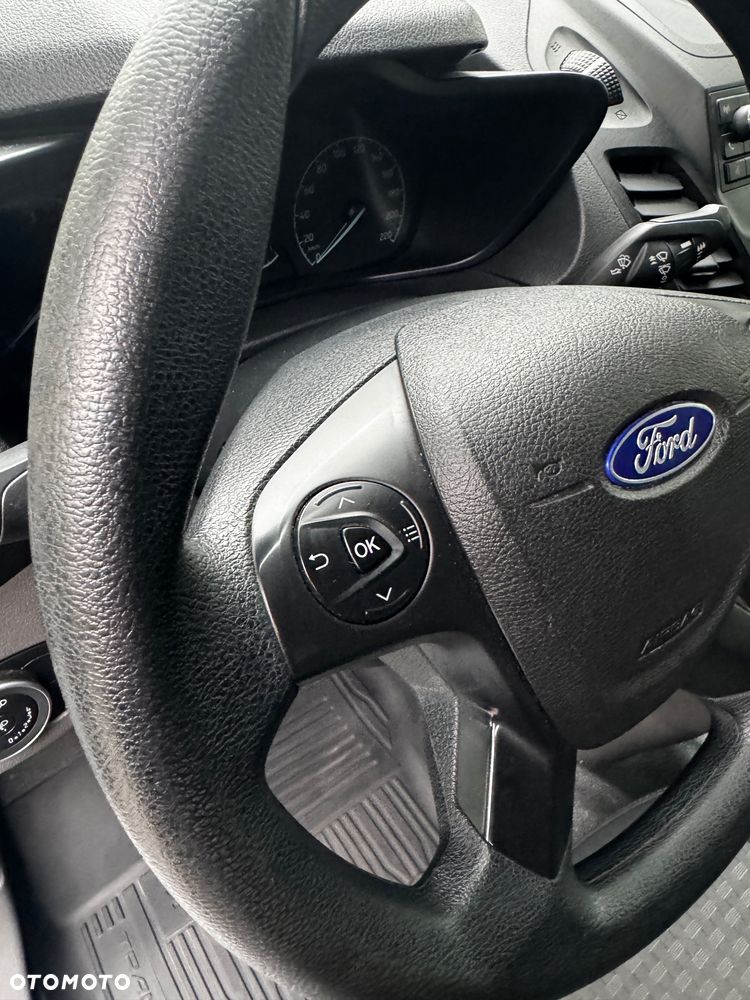 Ford Transit Connect - 16