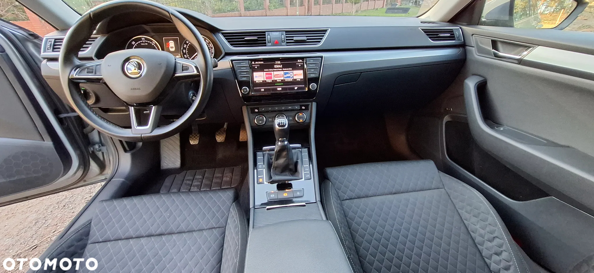 Skoda Superb 2.0 TDI Style - 20