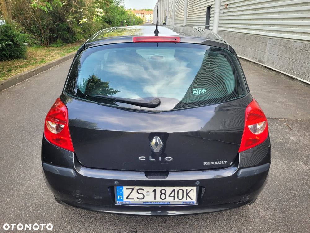 Renault Clio 1.2 16V Expression - 16