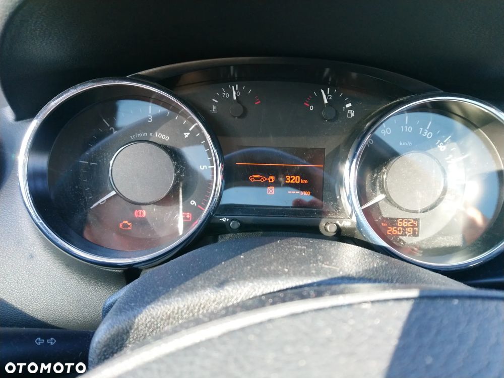 Peugeot 3008 HDi 150 Allure - 2