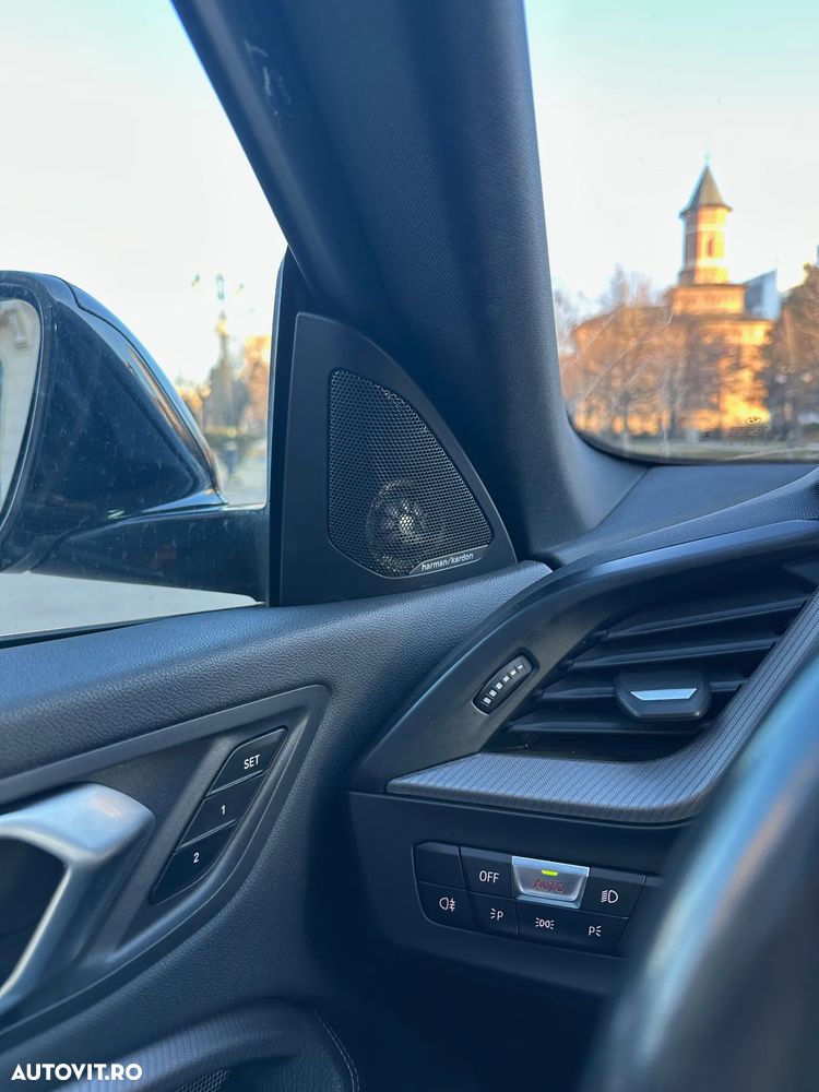 BMW M2 M235i xDrive - 16