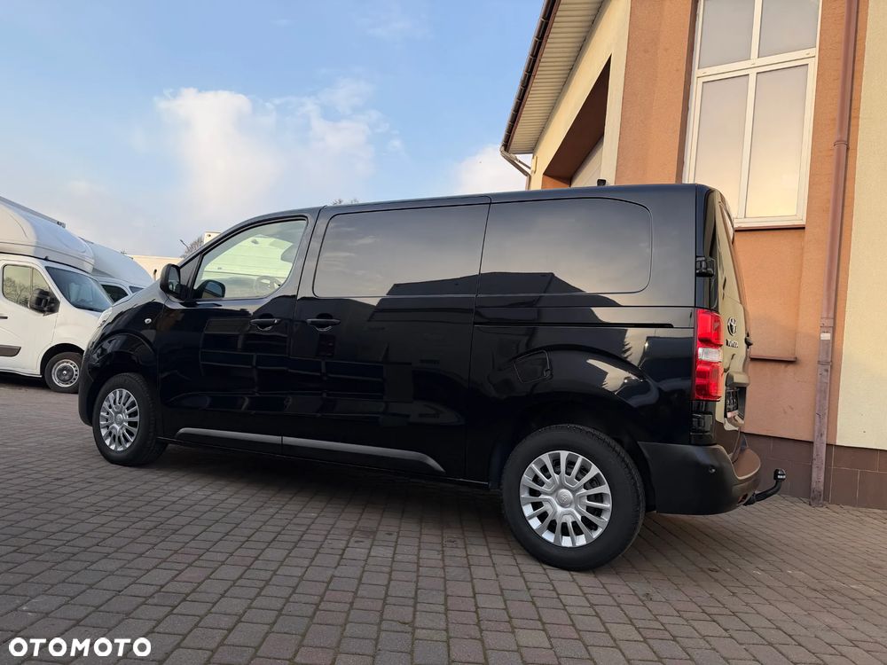 Toyota Proace 2,0 L2H1 - 5