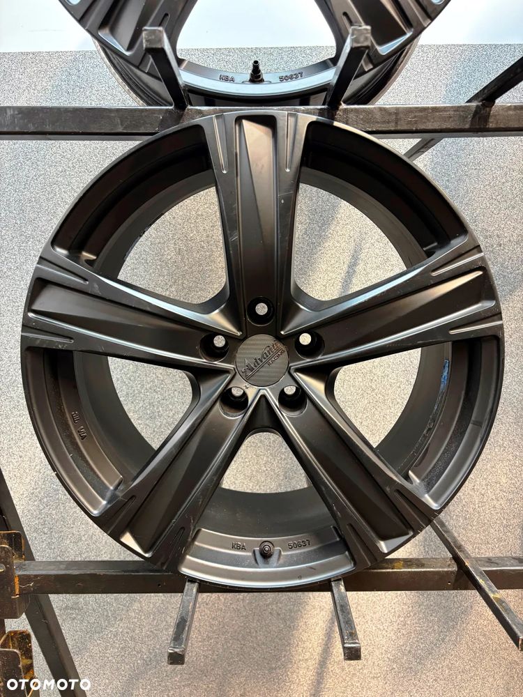 4 FELGI ALU. AUDI A4,A5,A6,A7,A8, MERCEDES CLS,CL5,SEAT CUPRA TERRAMAR, MERCEDES CLS,GLA,C,,ESL,SLK,VW PASSAT,TIGUAN 19''  8,5J ET30 - 8