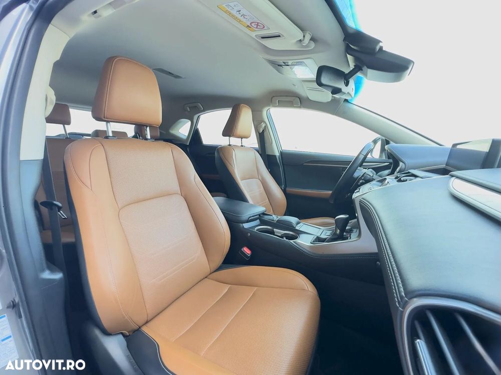 Lexus Seria NX 300h E-FOUR Luxury Line - 24