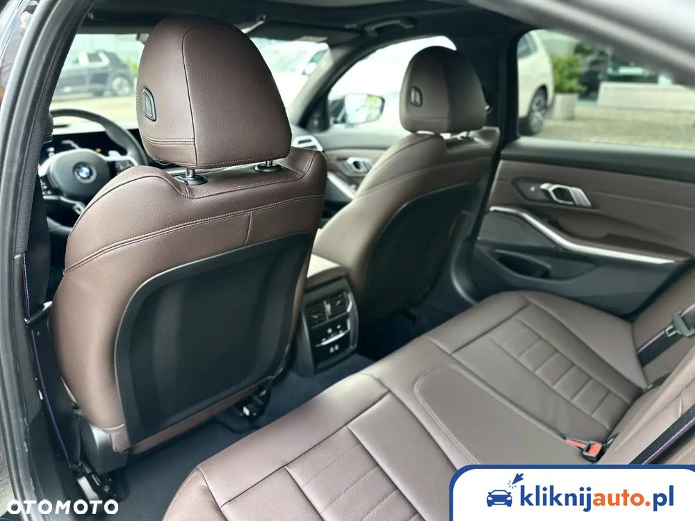 BMW Seria 3 330i xDrive M Sport sport - 10
