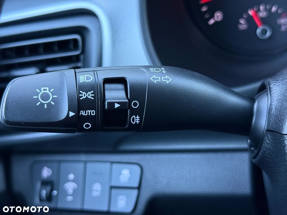 Kia Stonic 1.2 Edition 7 - 37