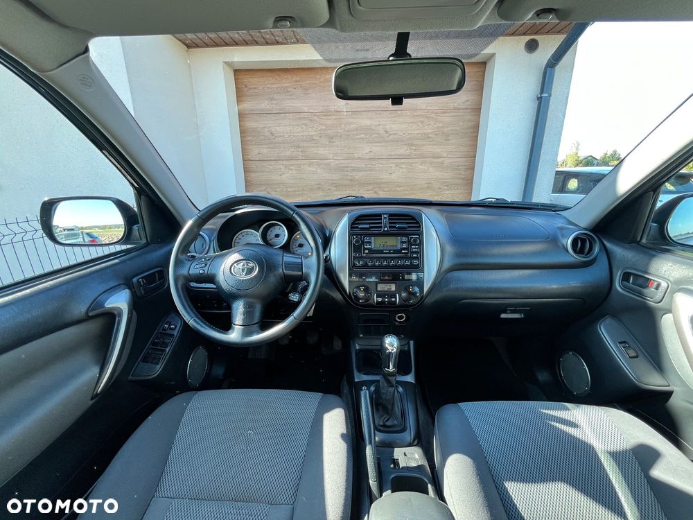 Toyota RAV4 - 17