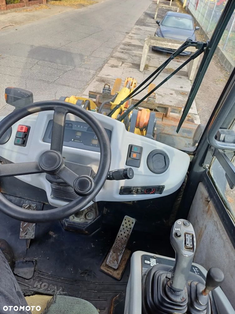 Komatsu WA100 - 6