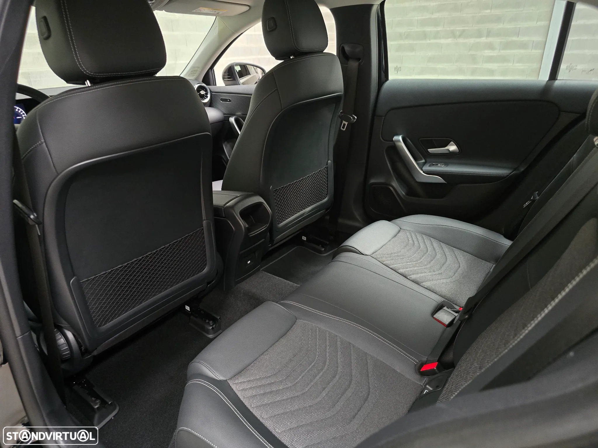 Mercedes-Benz A 250 e Progressive - 43