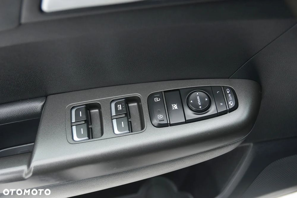 Kia Sportage 1.6 GDI L Business Line Plus 2WD - 26