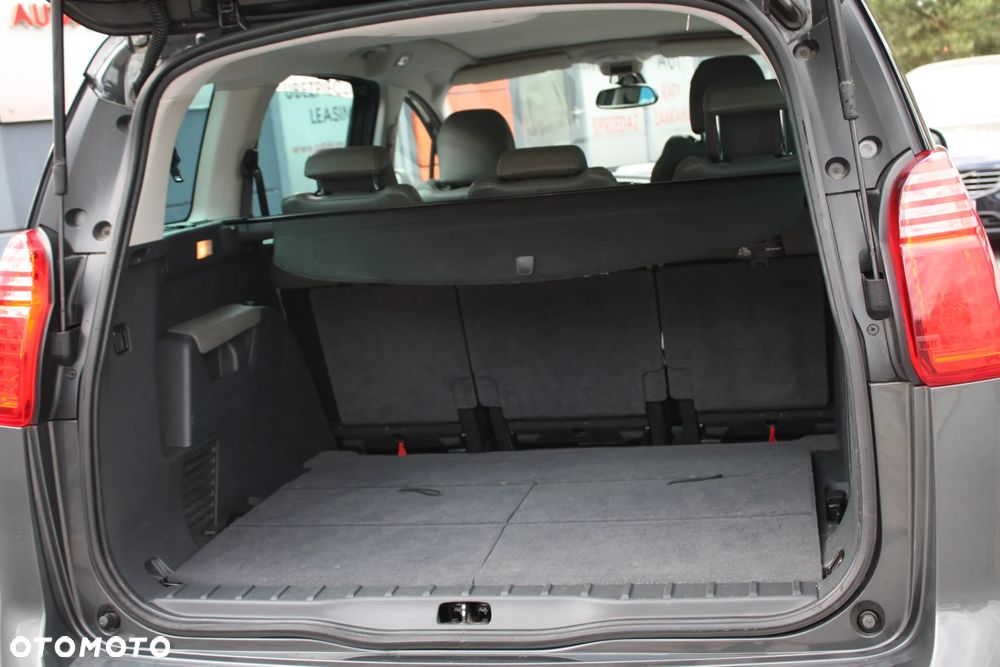 Peugeot 5008 155 THP Automatik Allure - 16