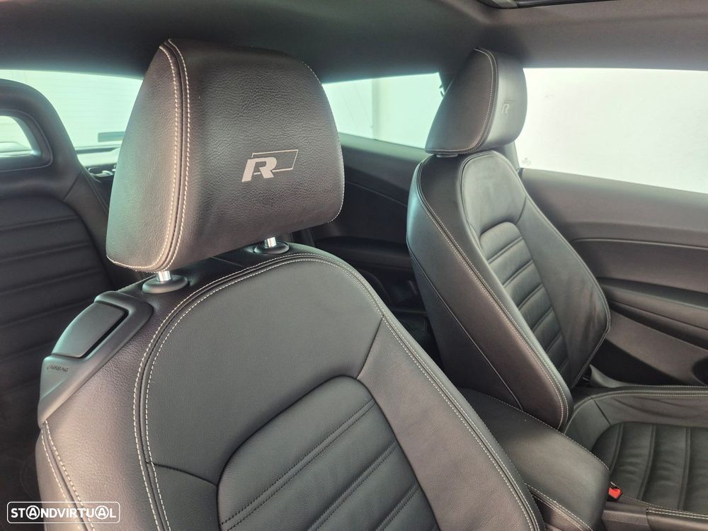 VW Scirocco 2.0 TDI RLine DSG - 25