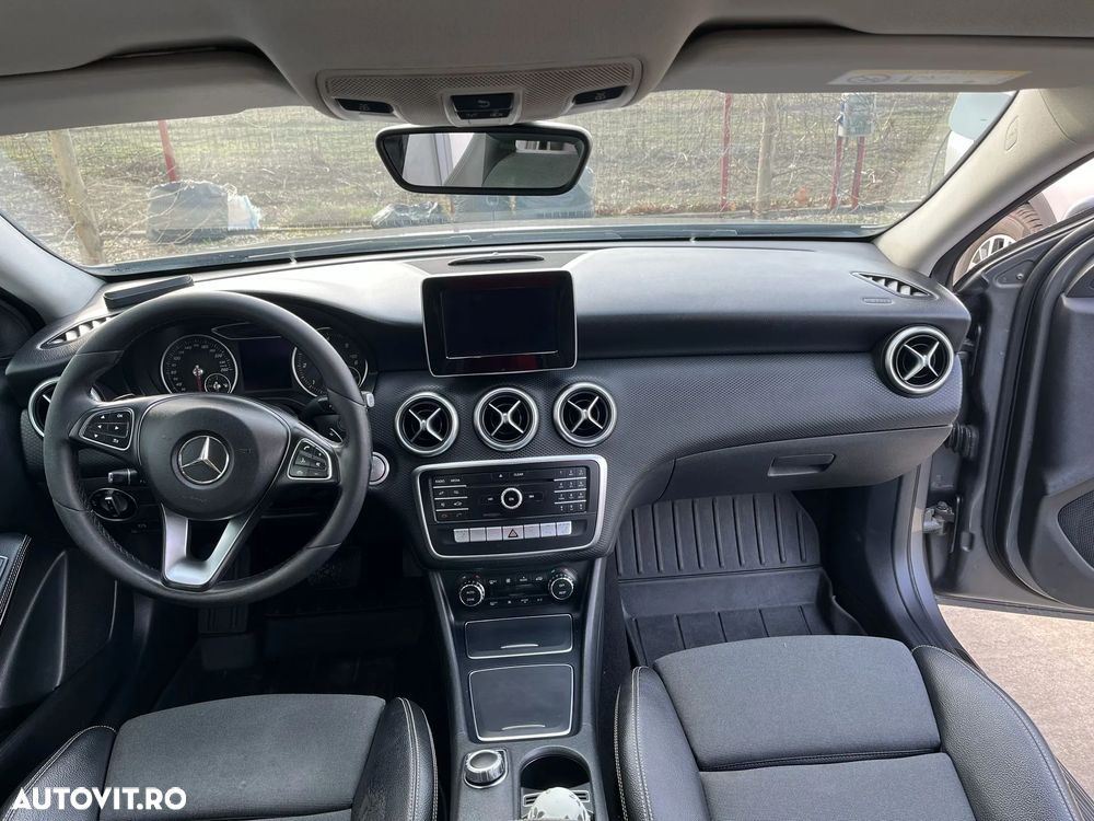 Mercedes-Benz A 180 d 7G DCT - 9