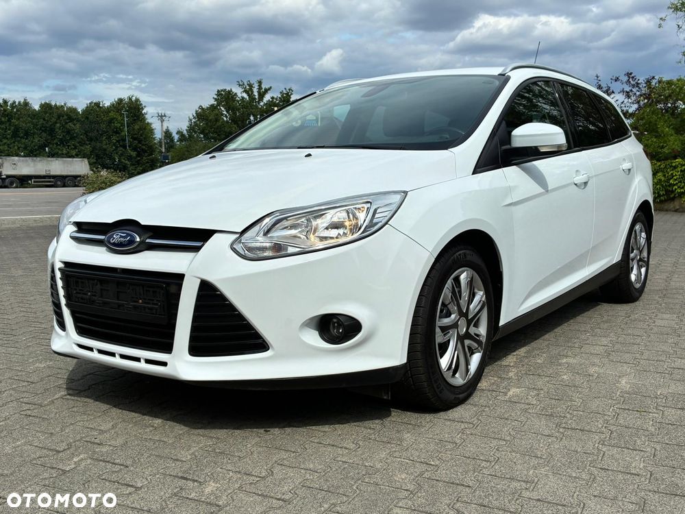 Ford Focus 1.6 TDCi DPF Start-Stopp-System SYNC Edition - 2