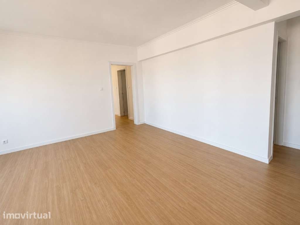 T3 TOTALMENTE RENOVADO | SUÍTE + OPEN SPACE + VARANDAS | 6.º ANDAR ... - Grande imagem: 4/20