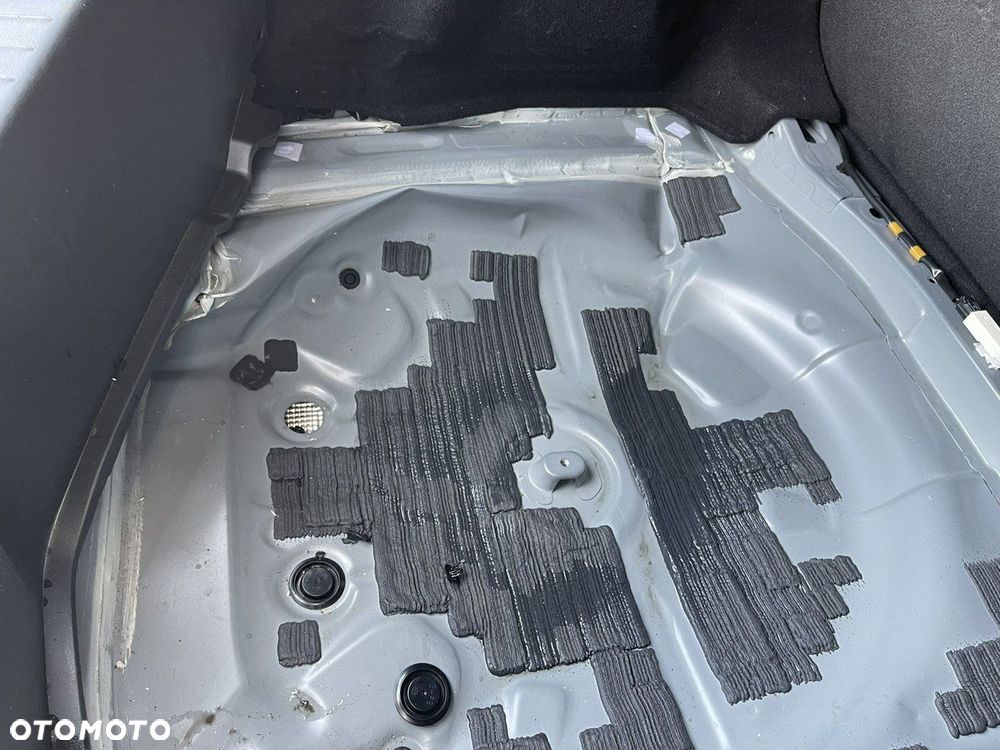 Mazda 3 e-SKYACTIV-X 186 M HYBRID CENTRE-LINE - 22