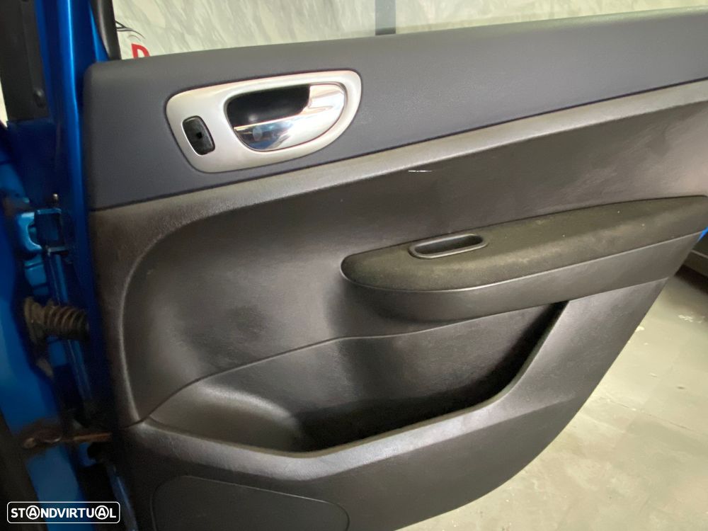 Peugeot 307 1.4 XT Premium - 19