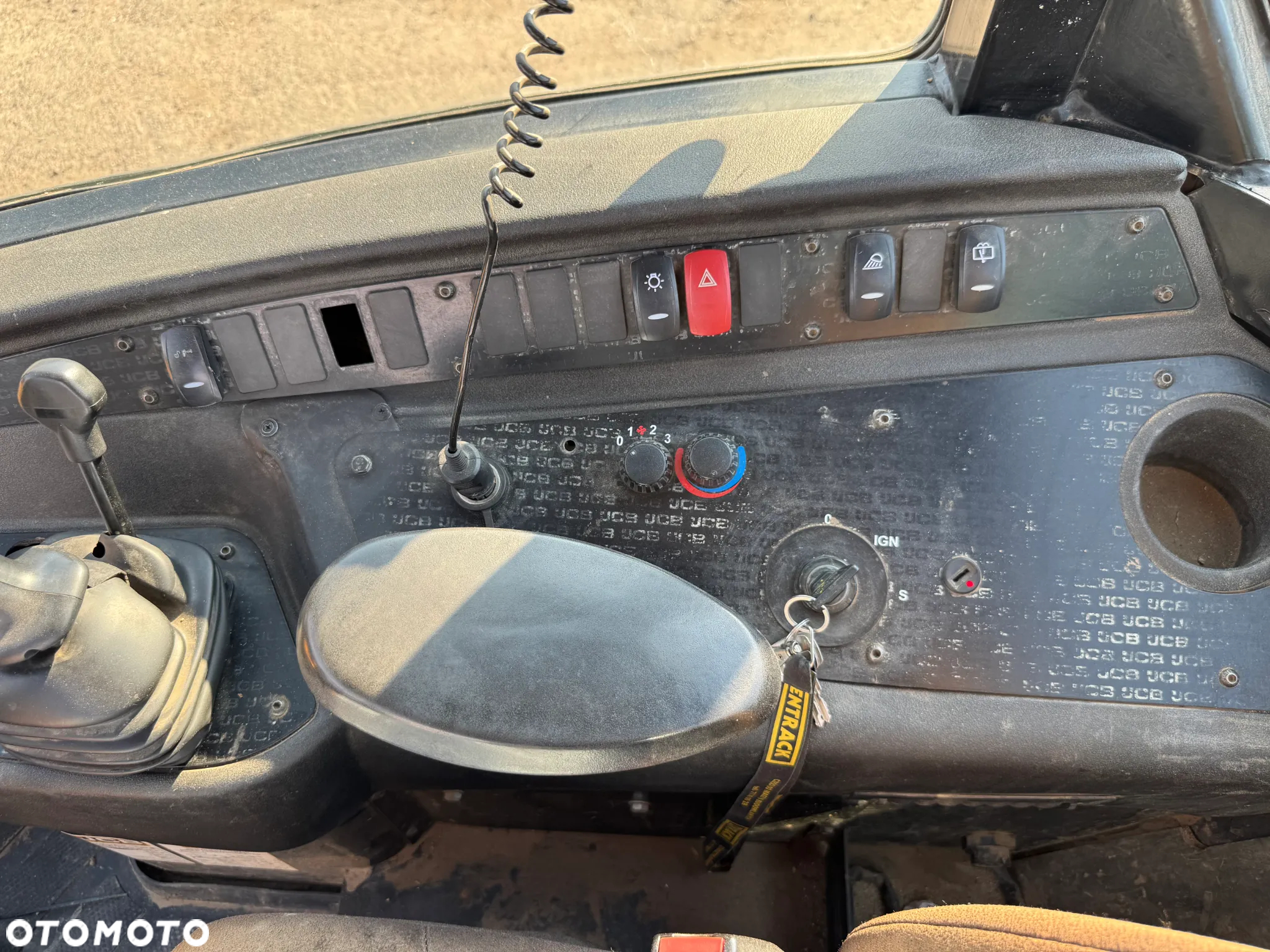 JCB 407 - 12