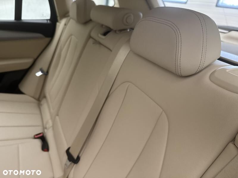 BMW X3 xDrive20i - 20