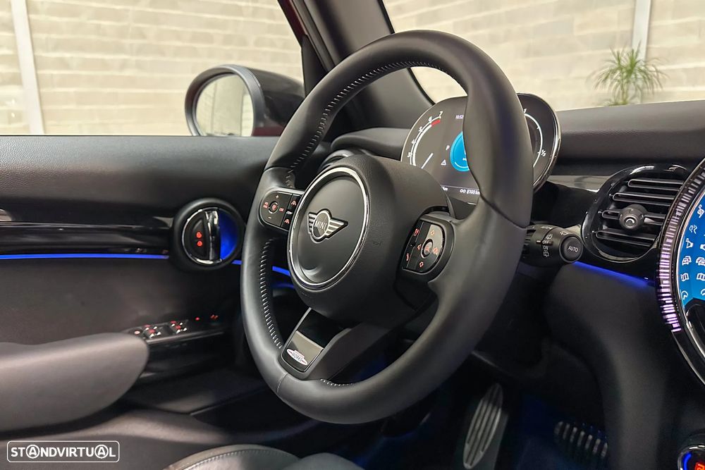 MINI 5 Portas Cooper S Premium JCW Auto - 41