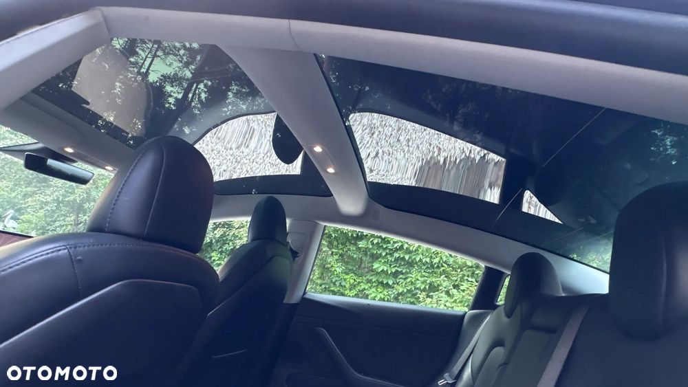 Tesla Model 3 - 14