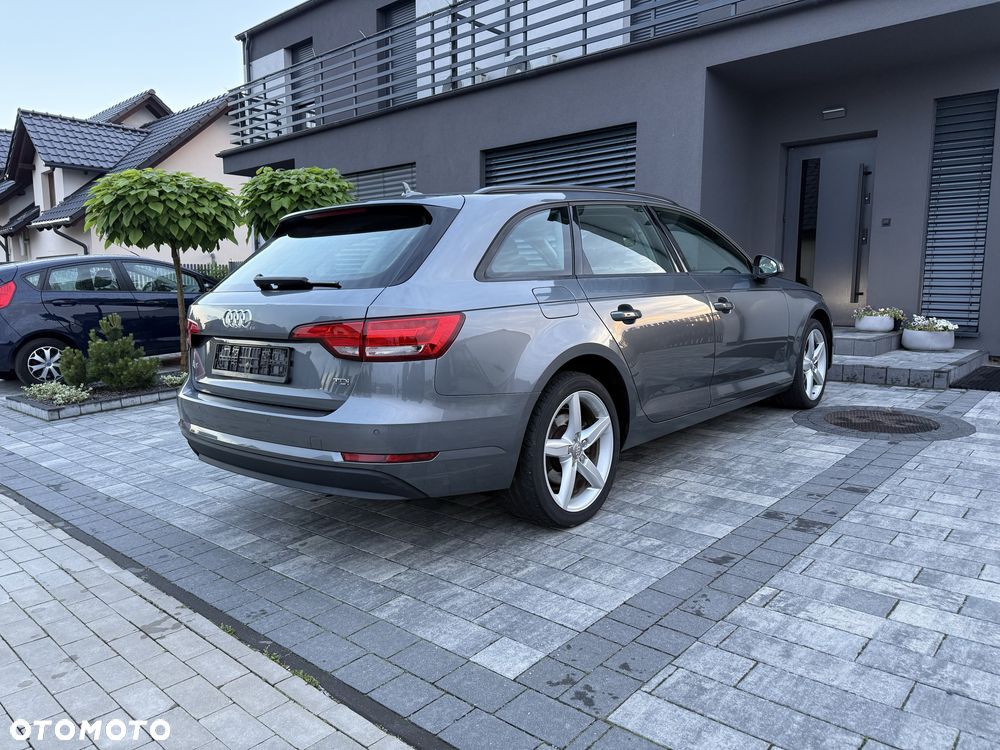 Audi A4 Avant - 6