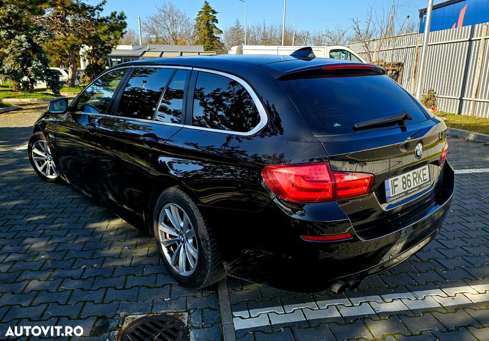 BMW Seria 5 520i Touring Aut. - 3