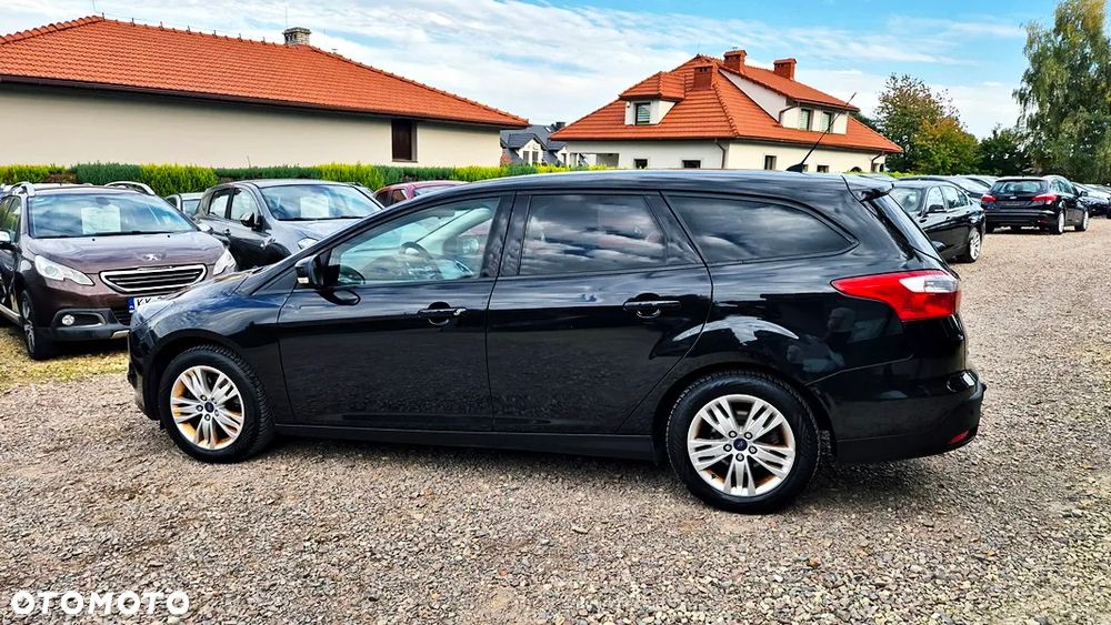 Ford Focus 1.6 Titanium - 23