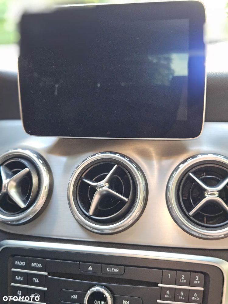 Mercedes-Benz GLA 250 4-Matic - 27